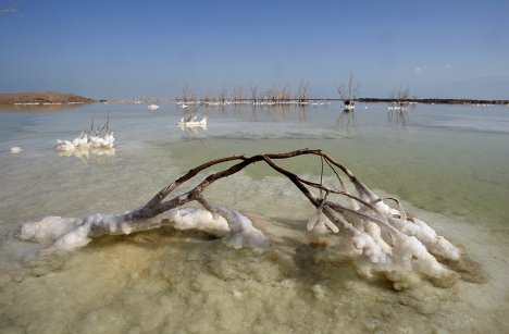 Фотофакт: Мертвое море исчезает